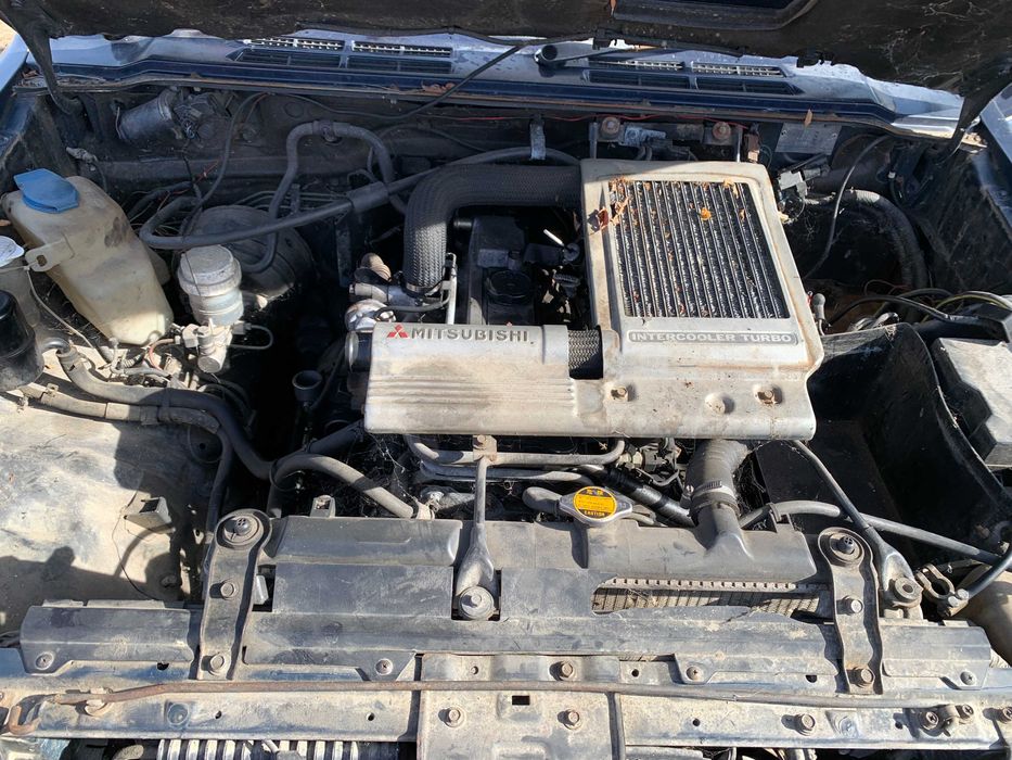 Dezmembrari Dezmembrari Piese piesa Dez Mitsubishi Pajero Shogun 2,8 d