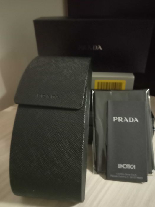 Дамски слънчеви очила PRADA