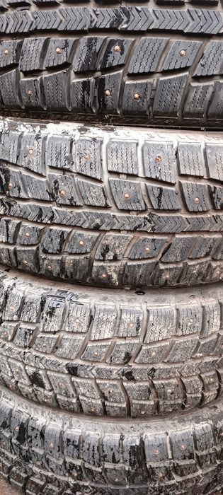 Продам зимние шины