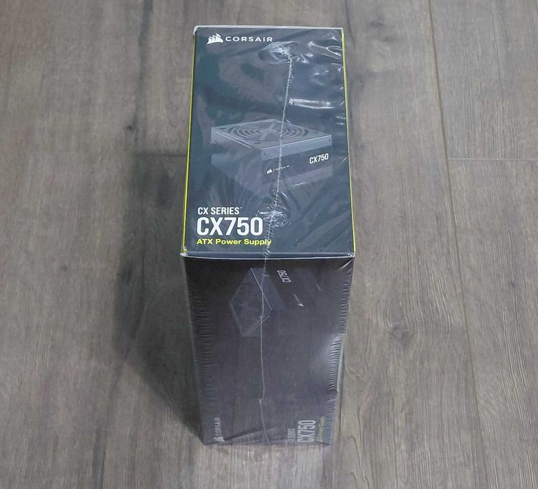 Sursă Corsair CX750 750W 80+ Bronze, produs SIGILAT