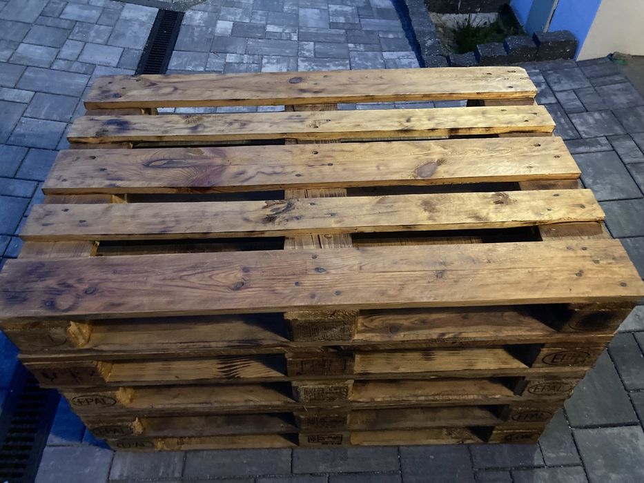 Europaleti paleti noi slefuiti si vopsiti