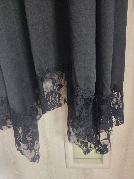 Дамска черна рокля М размер еластична