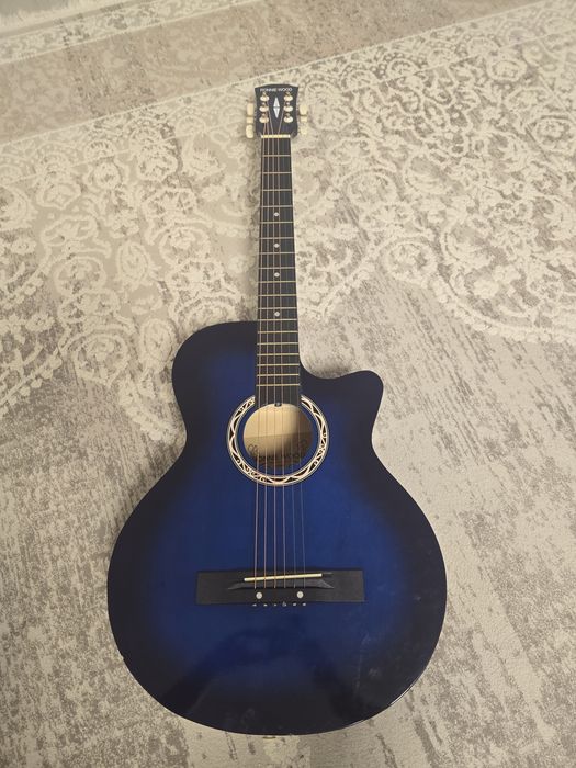 Продам новую гитару