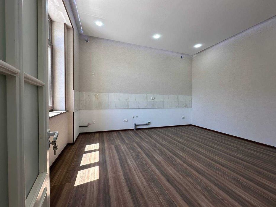 Участок 5.5 соток 2х этажный евро дом бассейн сауна