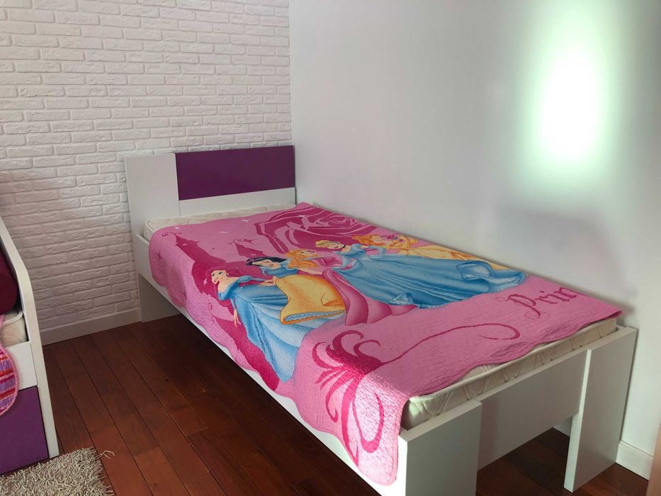 Продам мебельный детский гарнитур