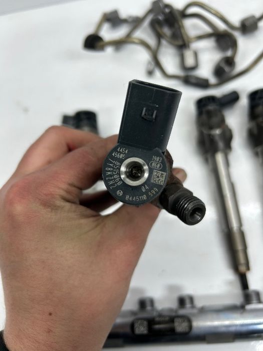 Kit Injectie N47D16A BMW Seria 1 F20 F21 F22 Cod 8515060 , 0445110599 , 851416601 , 0445214278 , 0445010540 / Pompa Injectie / Injector / Rampa