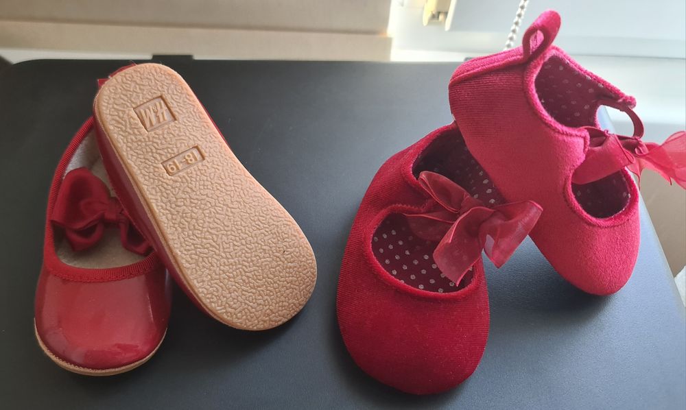 Червени бебешки обувки 18 номер