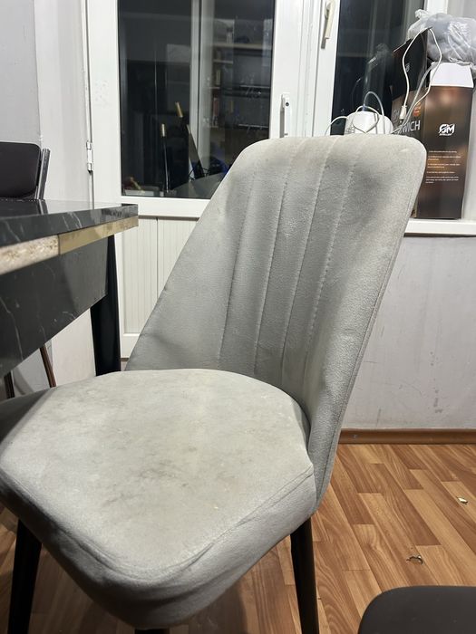 Продам стуля серего света
