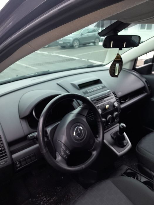 Mazda 5 , 7 locuri