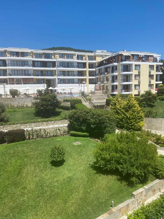 Апартамент в Райската градина за продажба