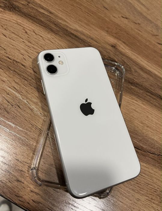 Айфон 11  64 gb в идеальном состоянии