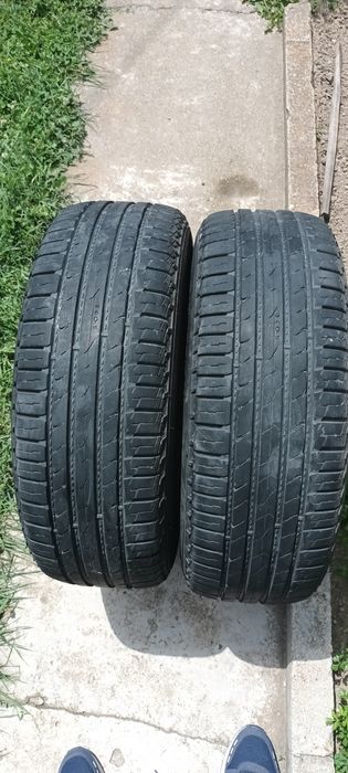 Гуми за SUV - 2 бр.