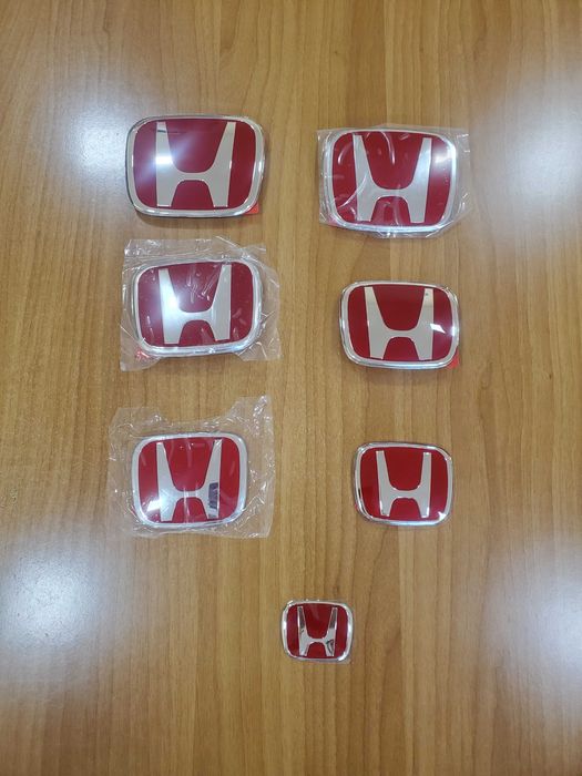 Червени емблеми за Хонда Акорд Джаз ЦРВ Сивик ФРВ ХРВ
