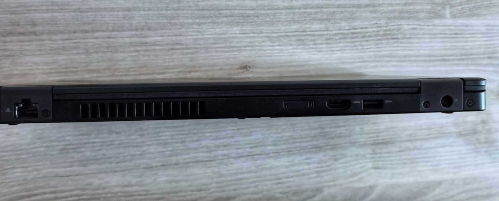 Лаптоп Dell Latitude 5490 14 inch i5-8350U 256GB M2 16 RAM Win10 Pro