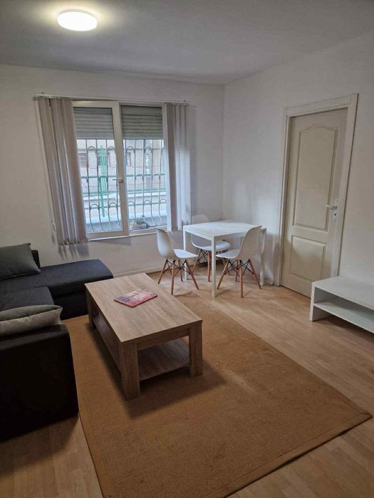 Дава се под наем Двустаен апартамент в София, Гео Милев - 67 кв.м за 549 € - Снимка #1