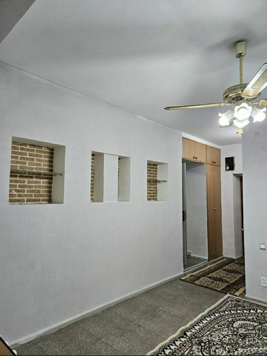 Срочна сдаётся квартира 1 ком 300$