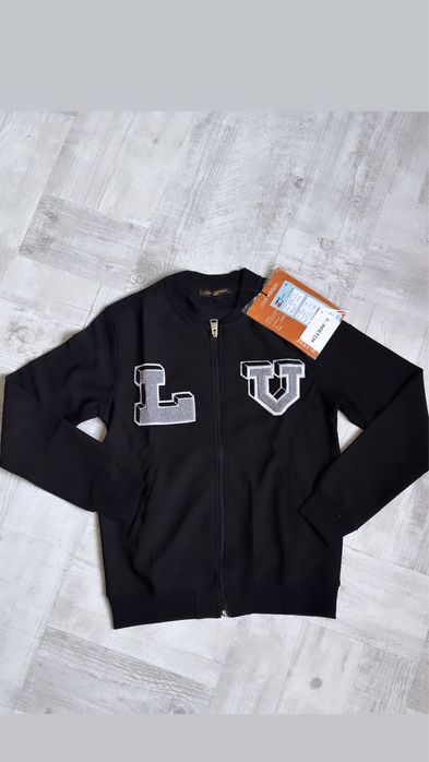 Jacheta LV bluza hanorac L Vuitton