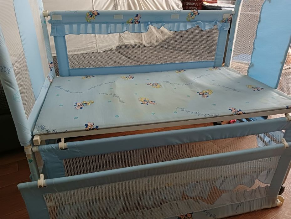 Манеж из Диснейленда