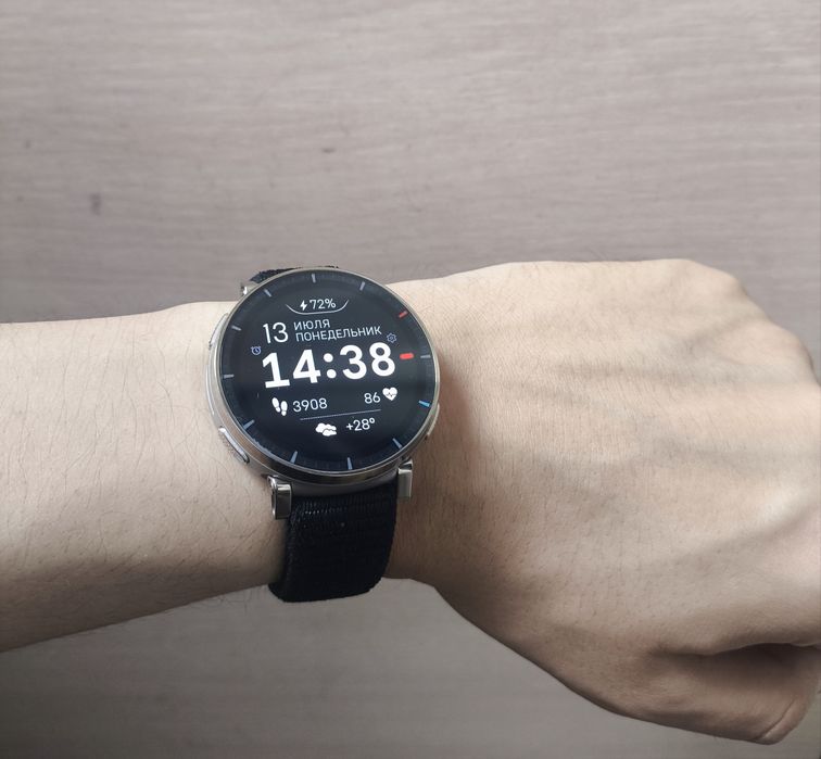 Смарт-часы Amazfit Active 3 Premium
