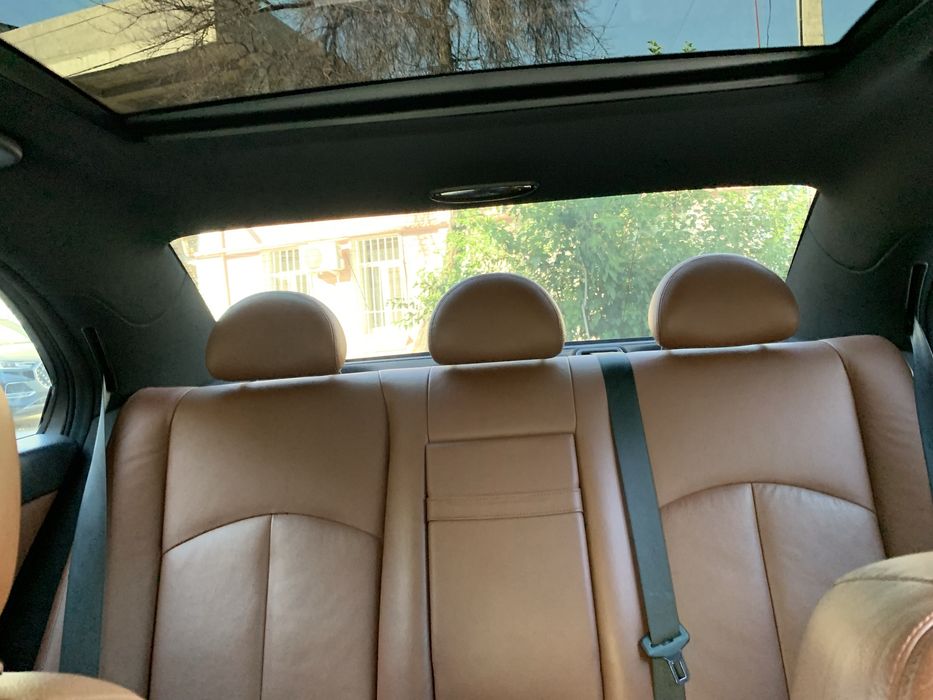 Mercedes 211 God 2007 ..