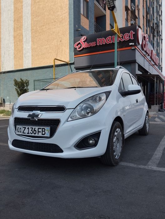 Chevrolet Spark 2012 1.0 L