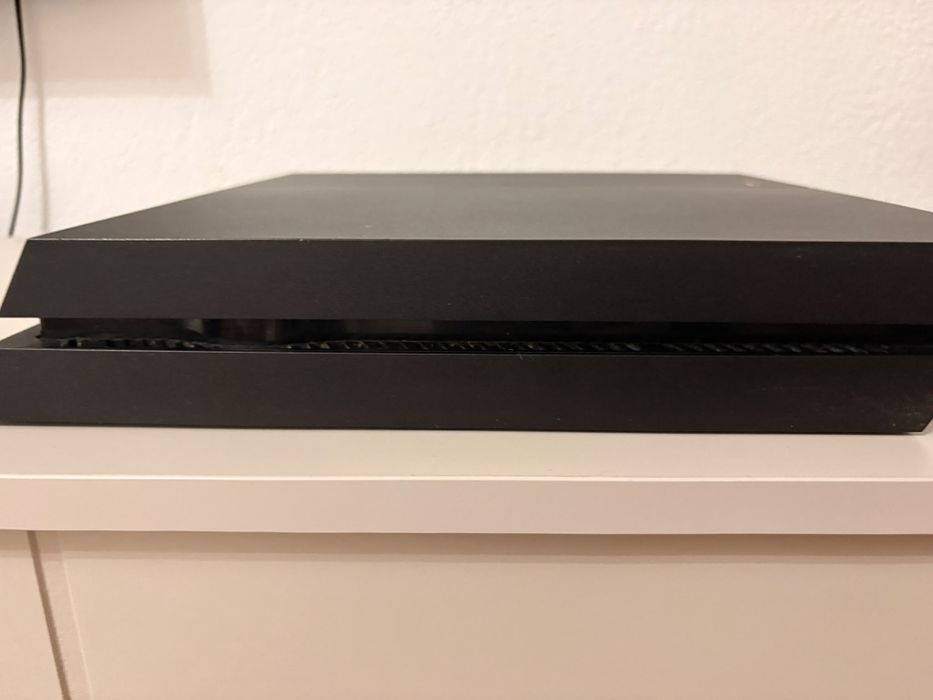 PlayStation 4 PS4