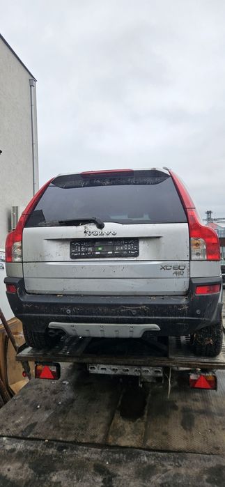 Волво ХЦ 90 Д5 автомобила се продава на части