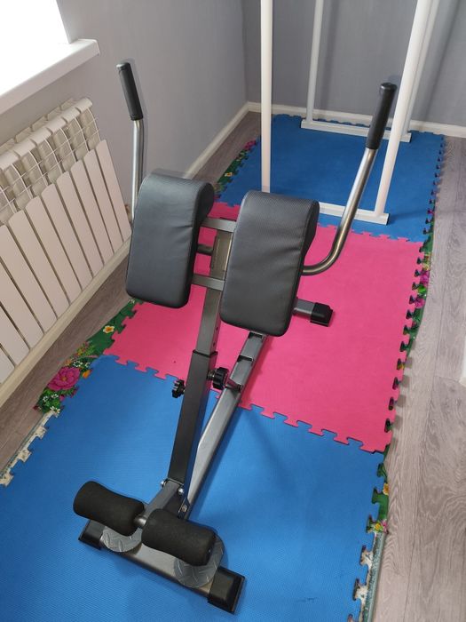 Тренажер для пресса и поеса