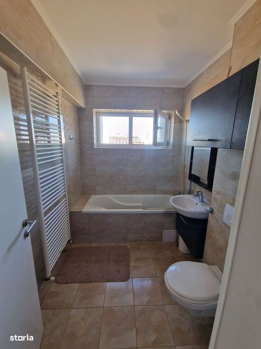 Apartament 3 camere in Avangarden