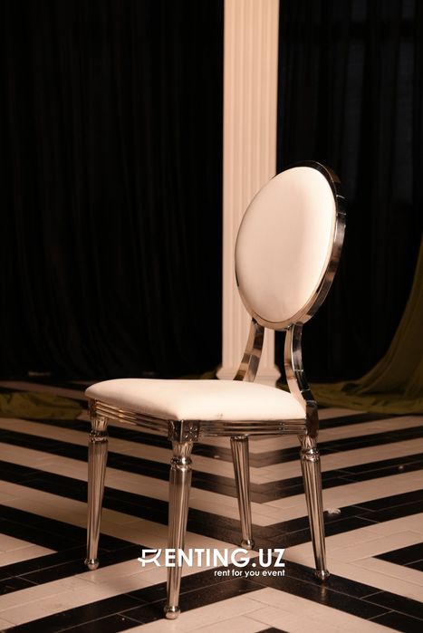 Аренда стульев 25 вида на большой объем