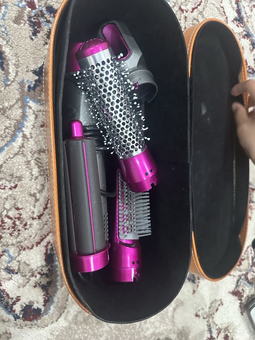 Продается Фень под дайсон