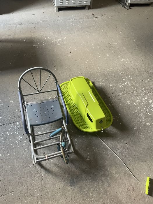 Продам санки детские