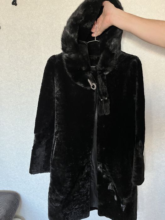 Продам шубу мутоновую в отличном состоянии