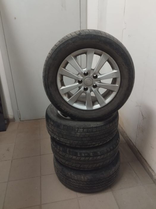 Шины дисками для Toyota  р16