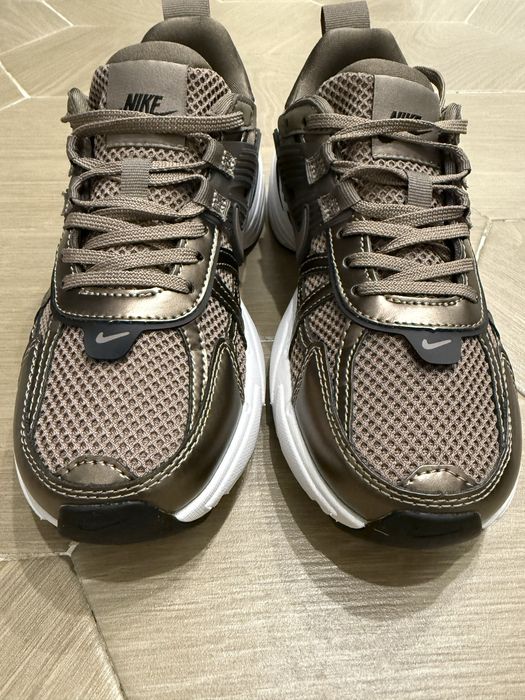Nike V2K Run кроссовки