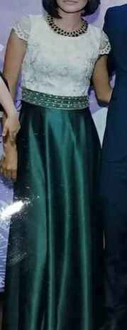 продам платье одевала один раз