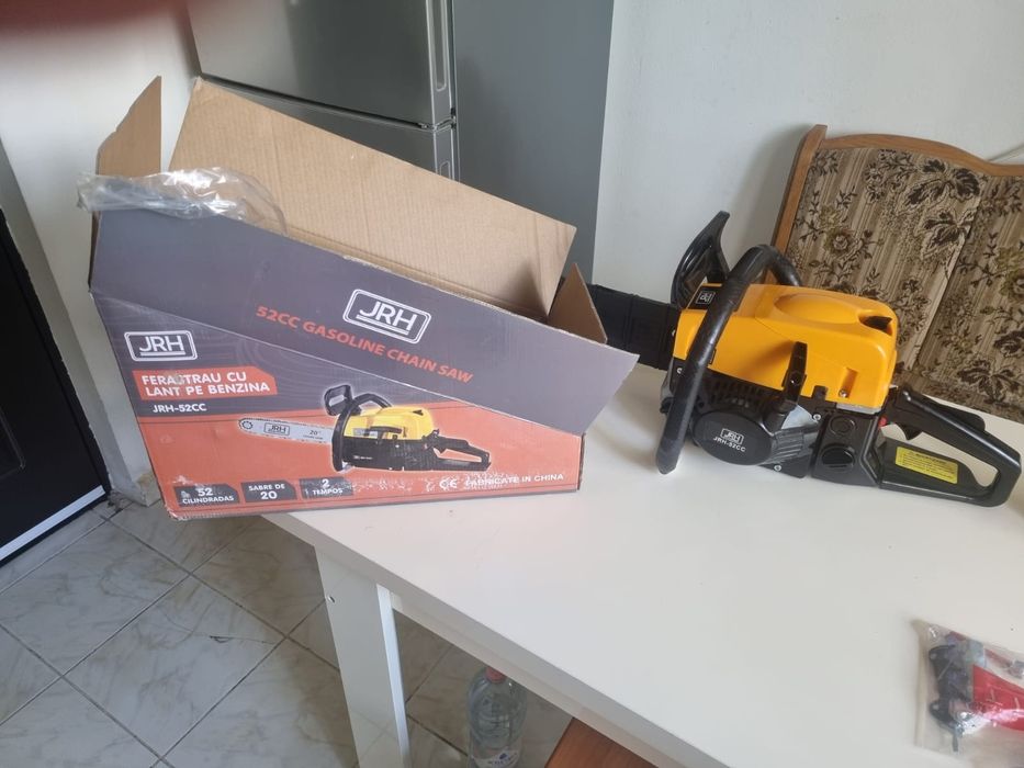 Vând drujbe pe benzină și pe acumulator