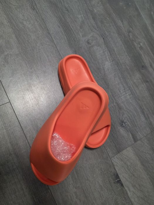 Yeezy slide 41 noi