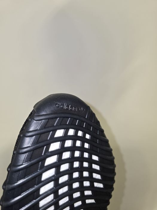 Yezzy Boost 350 V2 Onyx