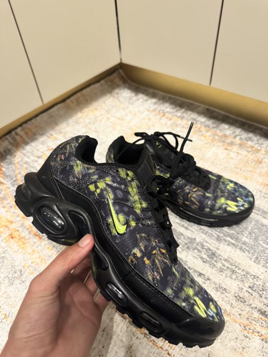 Nike tnt 44.