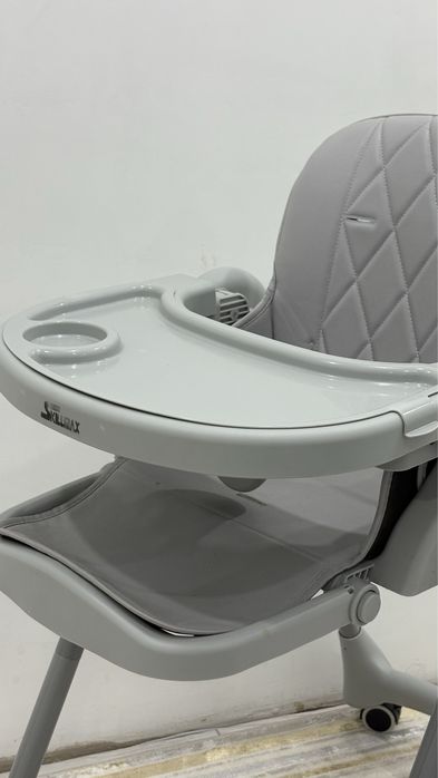 Продам стульчик для кормления.