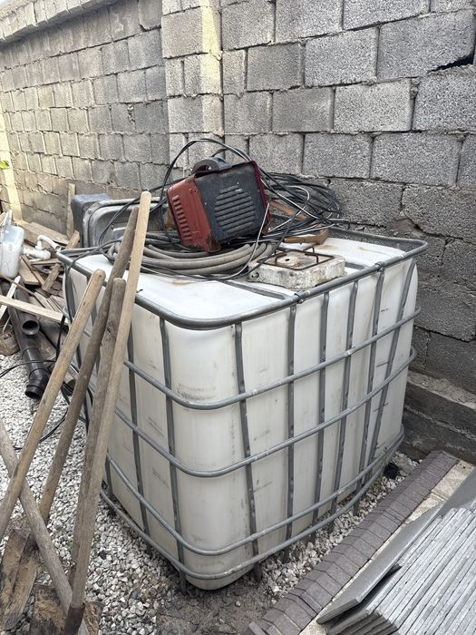 Продам бочку для полива