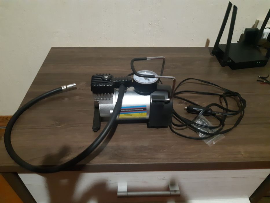 Насос автомобильный