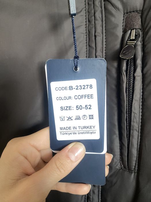 Продам новые куртки