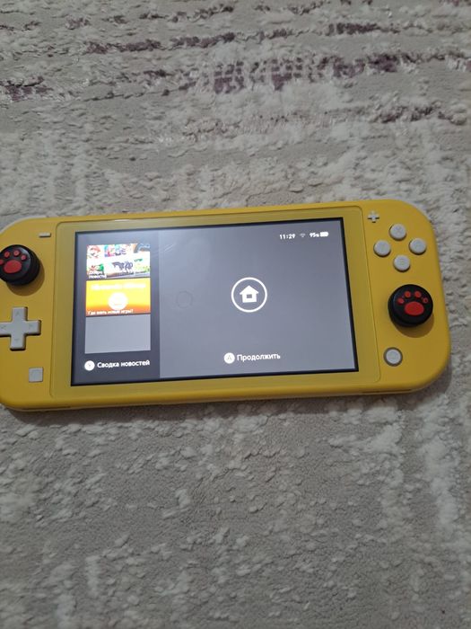 Продам Nintendo switch lite 256гб