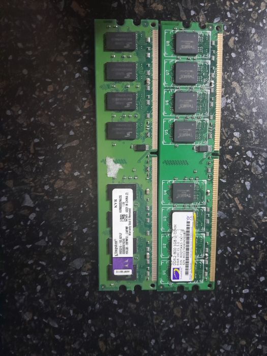 Ddr2 RAM sotiladi operativ xotiralar