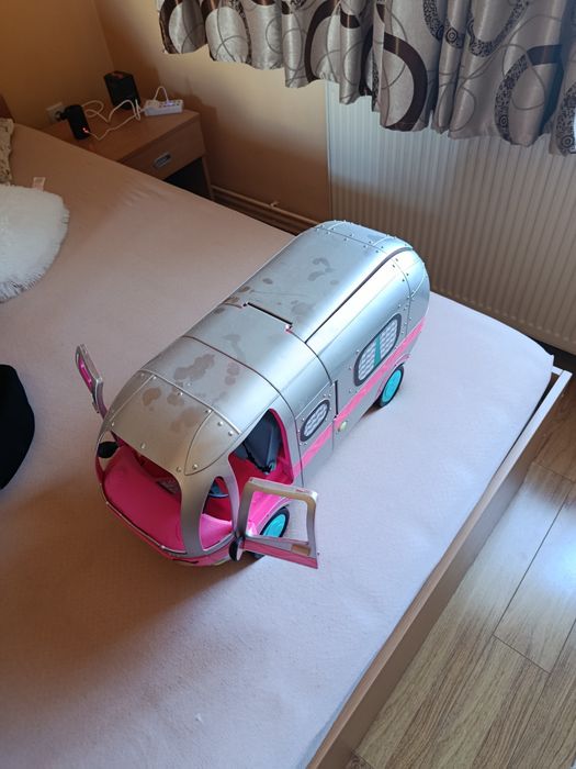 Mașină LoL cu funcții