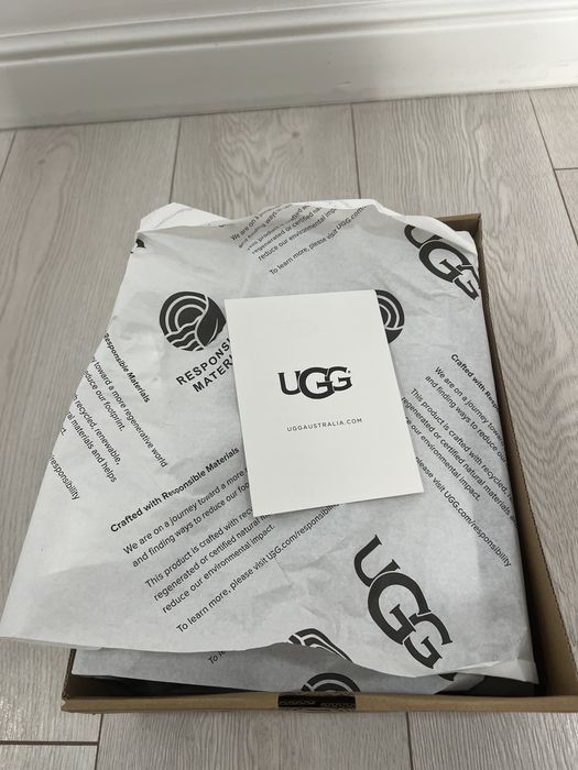 UGG Tazz Gri