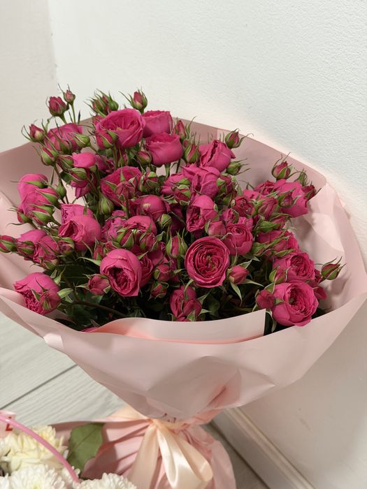 свежие цветы все по 5000 тг