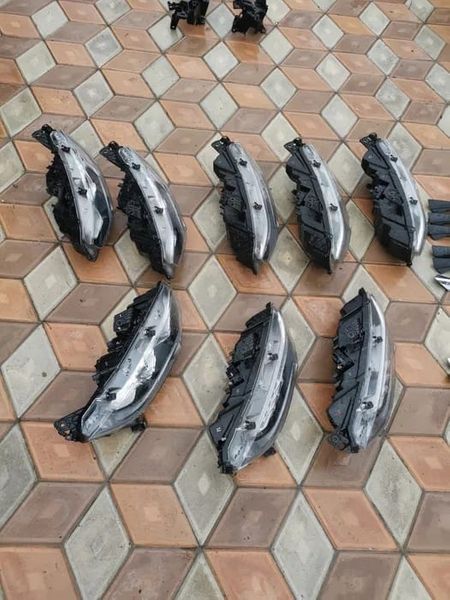 far stânga dreapta full led halogen Honda civic x 2018 2019 /2020 2021